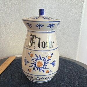 Vintage Heritage Royal Sealy Ceramic Flour Canister